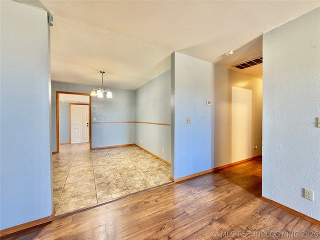 17160 N Briggs Flat Road, Tahlequah, OK 74464