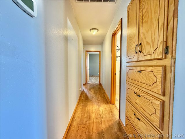 17160 N Briggs Flat Road, Tahlequah, OK 74464