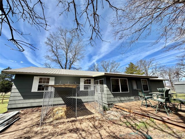 17160 N Briggs Flat Road, Tahlequah, OK 74464