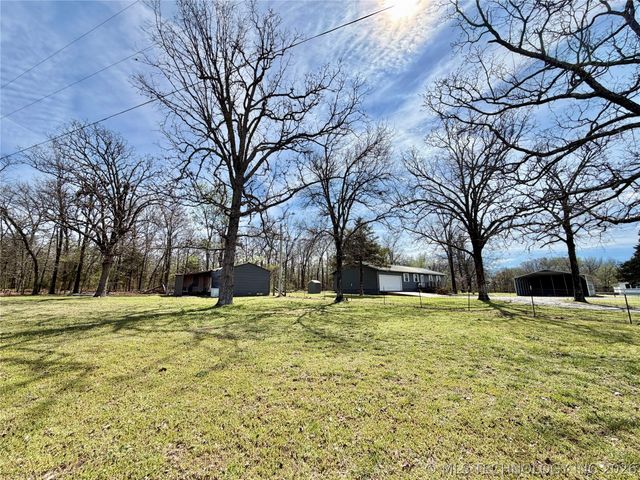 17160 N Briggs Flat Road, Tahlequah, OK 74464
