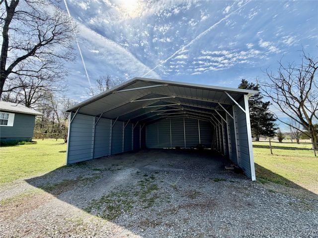 17160 N Briggs Flat Road, Tahlequah, OK 74464