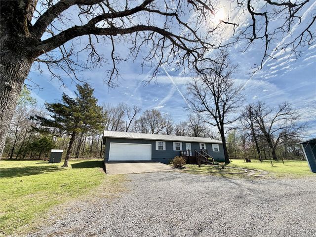 17160 N Briggs Flat Road, Tahlequah, OK 74464