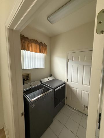4398 SUMMERTREE ROAD, Venice, FL 34293