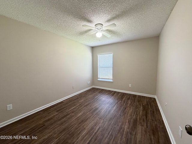 6902 SOUTHERN OAKS Drive W, Jacksonville, FL 32244