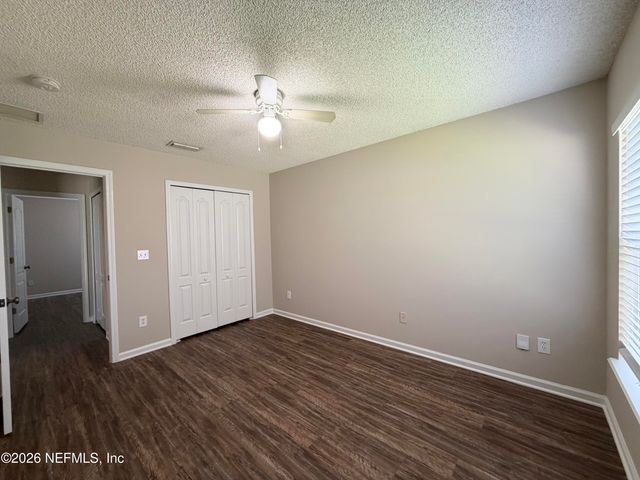 6902 SOUTHERN OAKS Drive W, Jacksonville, FL 32244