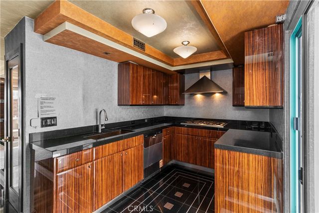 10336 Wilshire 703, Los Angeles, CA 90024