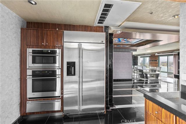 10336 Wilshire 703, Los Angeles, CA 90024