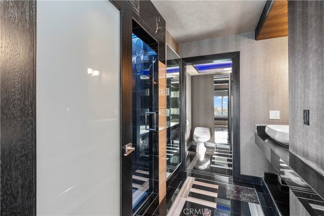 10336 Wilshire 703, Los Angeles, CA 90024