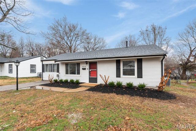 9848 Lorna Lane, St Louis, MO 63136