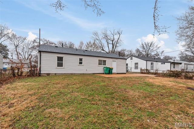 9848 Lorna Lane, St Louis, MO 63136