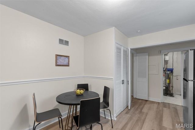 9848 Lorna Lane, St Louis, MO 63136