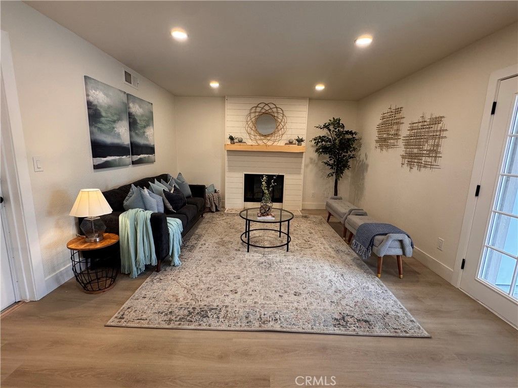 Image 7 of property listing at 1181 W Banyon, Rialto, CA 92377