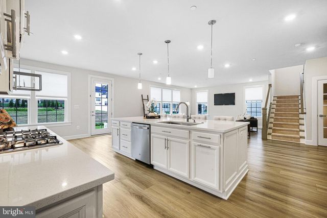 7949 LAWNDALE CIR, Columbia, MD 21044