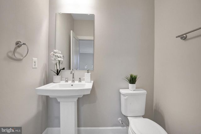 7949 LAWNDALE CIR, Columbia, MD 21044