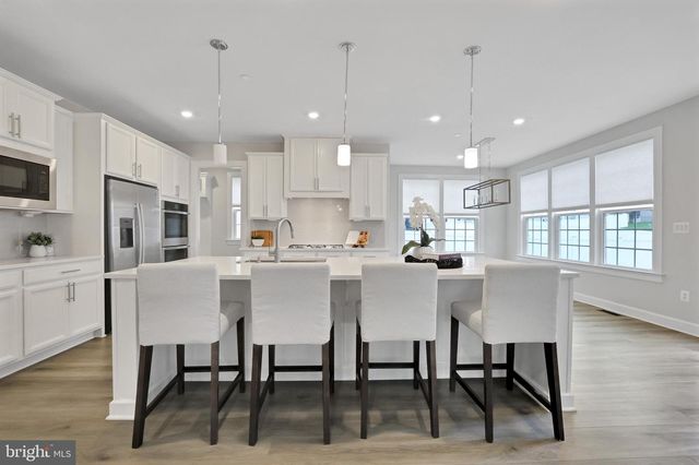 7949 LAWNDALE CIR, Columbia, MD 21044