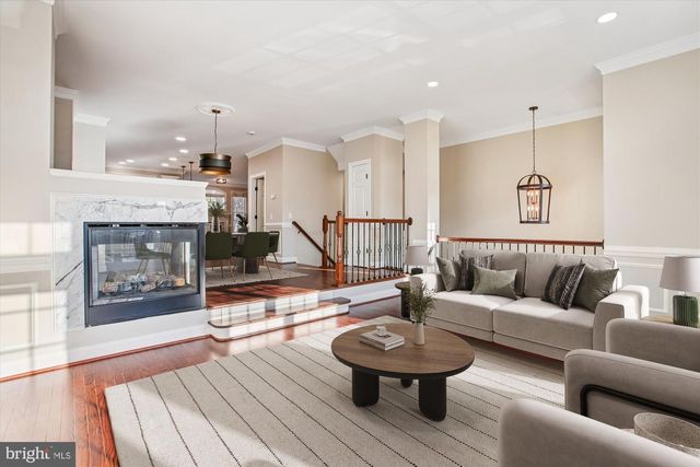 5450 EDSALL RIDGE PL, Alexandria, VA 22312