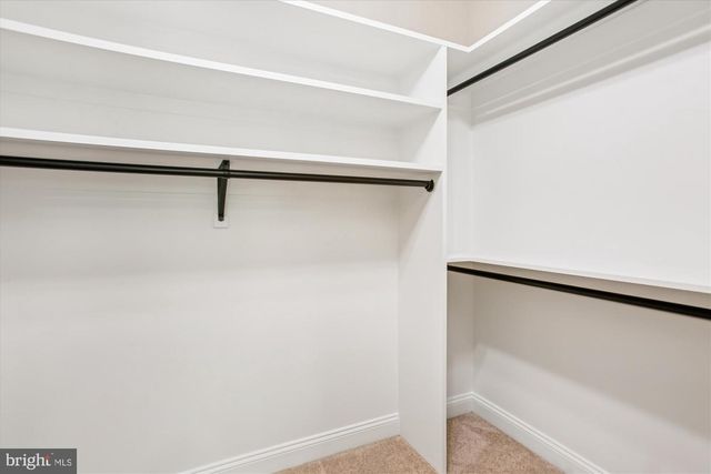 5450 EDSALL RIDGE PL, Alexandria, VA 22312