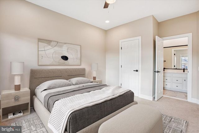 5450 EDSALL RIDGE PL, Alexandria, VA 22312