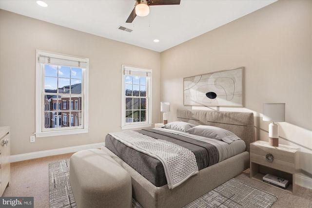 5450 EDSALL RIDGE PL, Alexandria, VA 22312