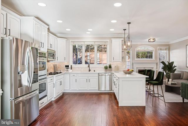 5450 EDSALL RIDGE PL, Alexandria, VA 22312