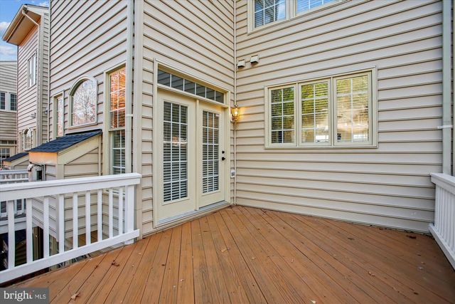 5450 EDSALL RIDGE PL, Alexandria, VA 22312