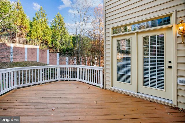 5450 EDSALL RIDGE PL, Alexandria, VA 22312