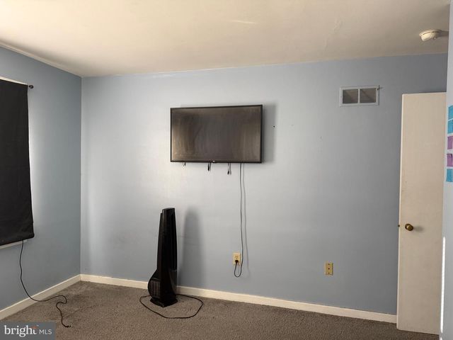685 COLONIAL AVE, York, PA 17403