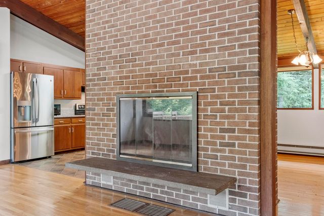 83 Route 12A, Surry, NH 03431