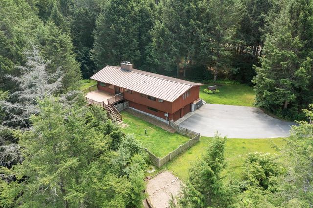 83 Route 12A, Surry, NH 03431