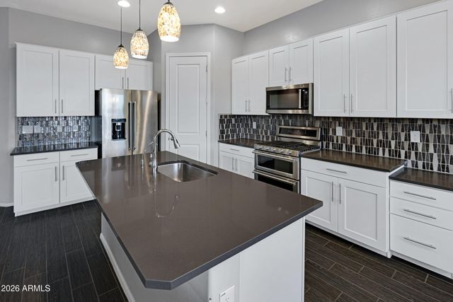 41725 W HARVEST MOON Drive, Maricopa, AZ 85138