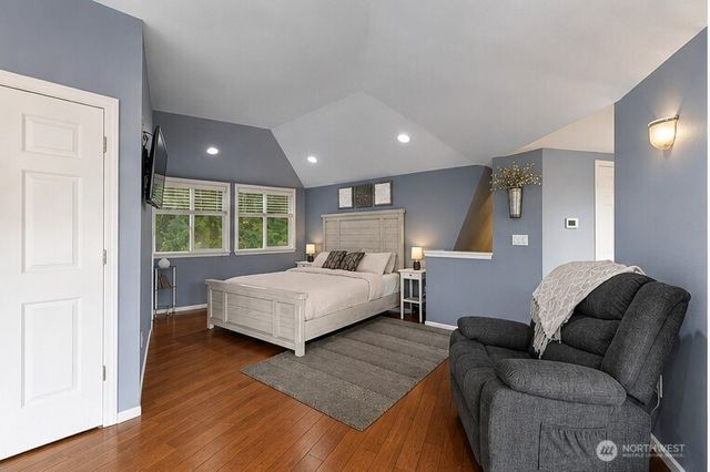888 Leschi Way, Fox Island, WA 98333