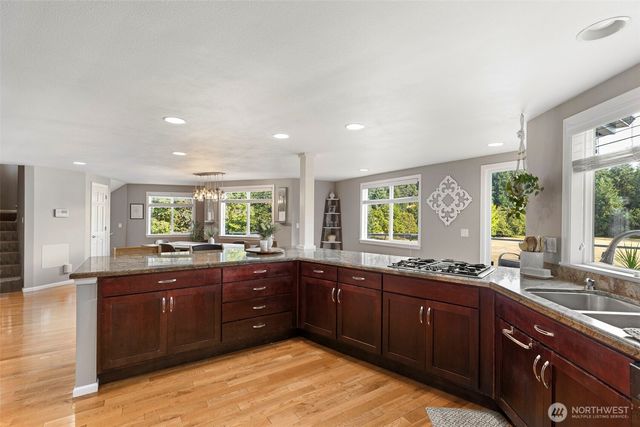 888 Leschi Way, Fox Island, WA 98333