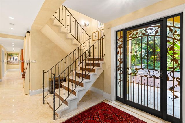 4867 SW 82nd St, Miami, FL 33143