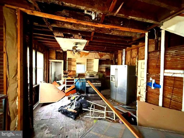 1223 DUPONT ST, Camden, NJ 08105