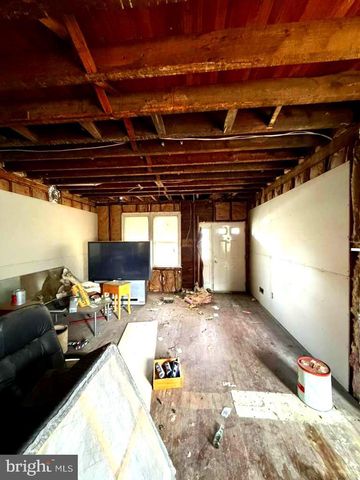 1223 DUPONT ST, Camden, NJ 08105