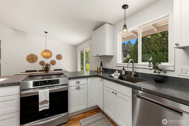 22005 78th Place W, Edmonds, WA 98026