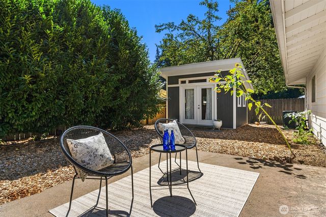 22005 78th Place W, Edmonds, WA 98026