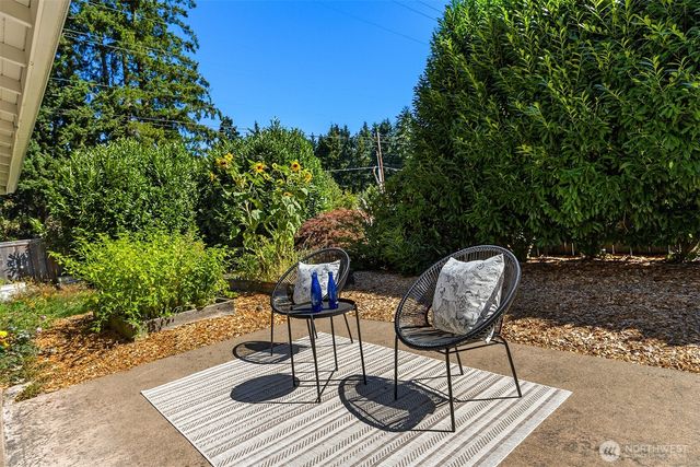 22005 78th Place W, Edmonds, WA 98026