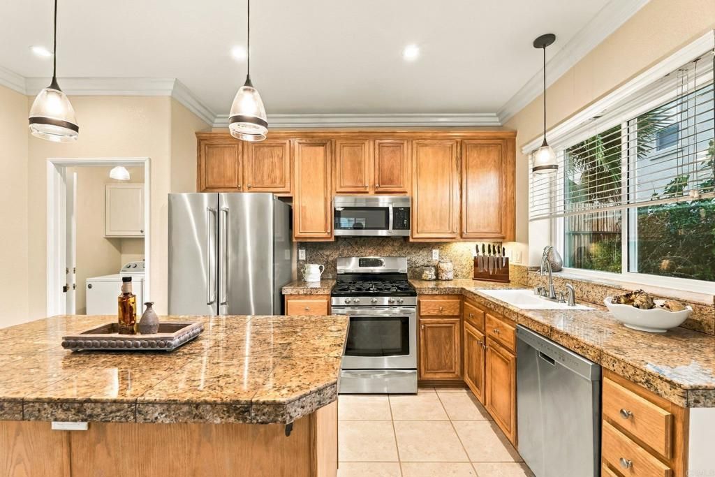 626 Compass Court, Carlsbad, CA 92011 — photo 5