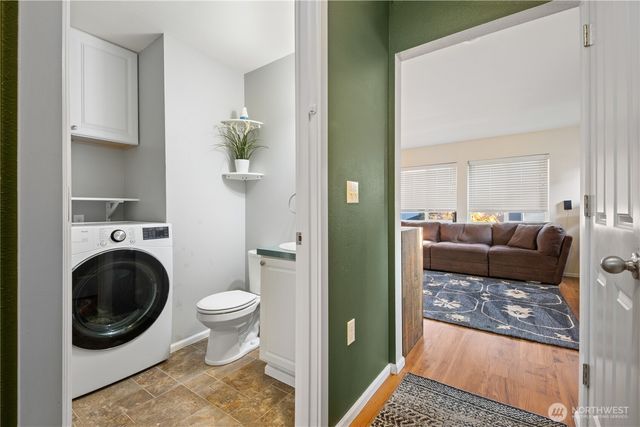 7677 Kildare Loop NW, Silverdale, WA 98383