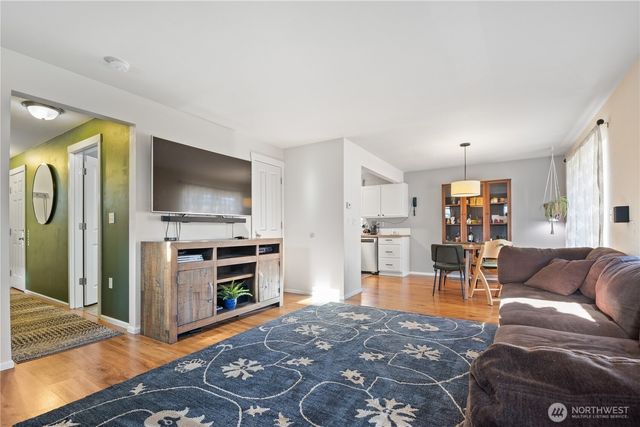 7677 Kildare Loop NW, Silverdale, WA 98383