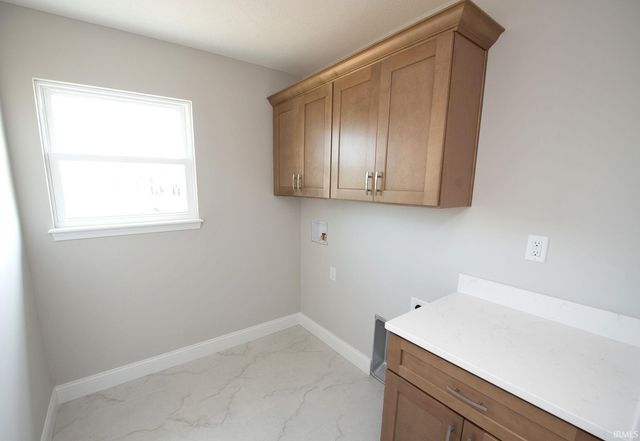 401 Carlton Drive, West Lafayette, IN 47906