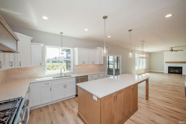 401 Carlton Drive, West Lafayette, IN 47906