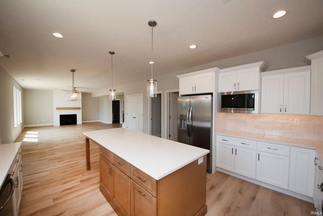 401 Carlton Drive, West Lafayette, IN 47906