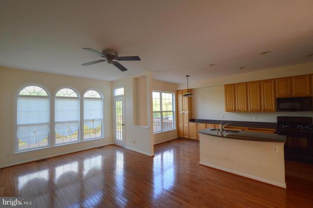 182 SPENCER TER SE, Leesburg, VA 20175