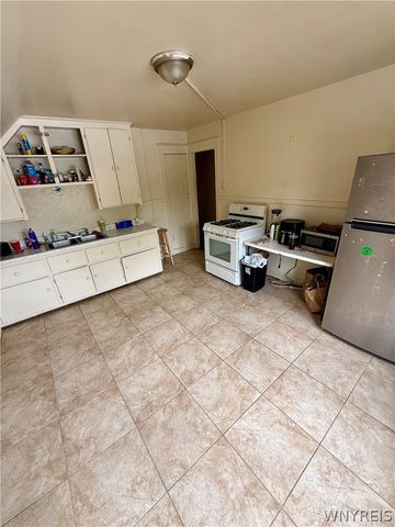1121 East Lovejoy Street, Buffalo, NY 14206