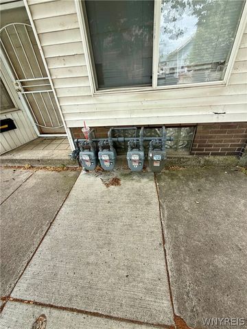 1121 East Lovejoy Street, Buffalo, NY 14206