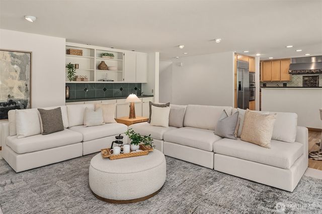 4320 143rd Place NE, Bellevue, WA 98007