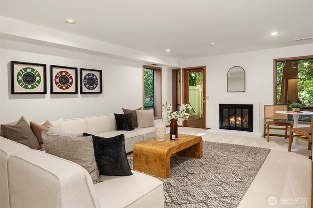 4320 143rd Place NE, Bellevue, WA 98007