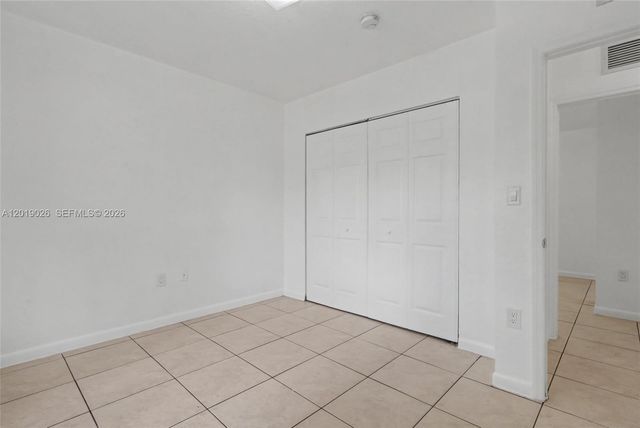 2316-2318 NW 98th St, Miami, FL 33147